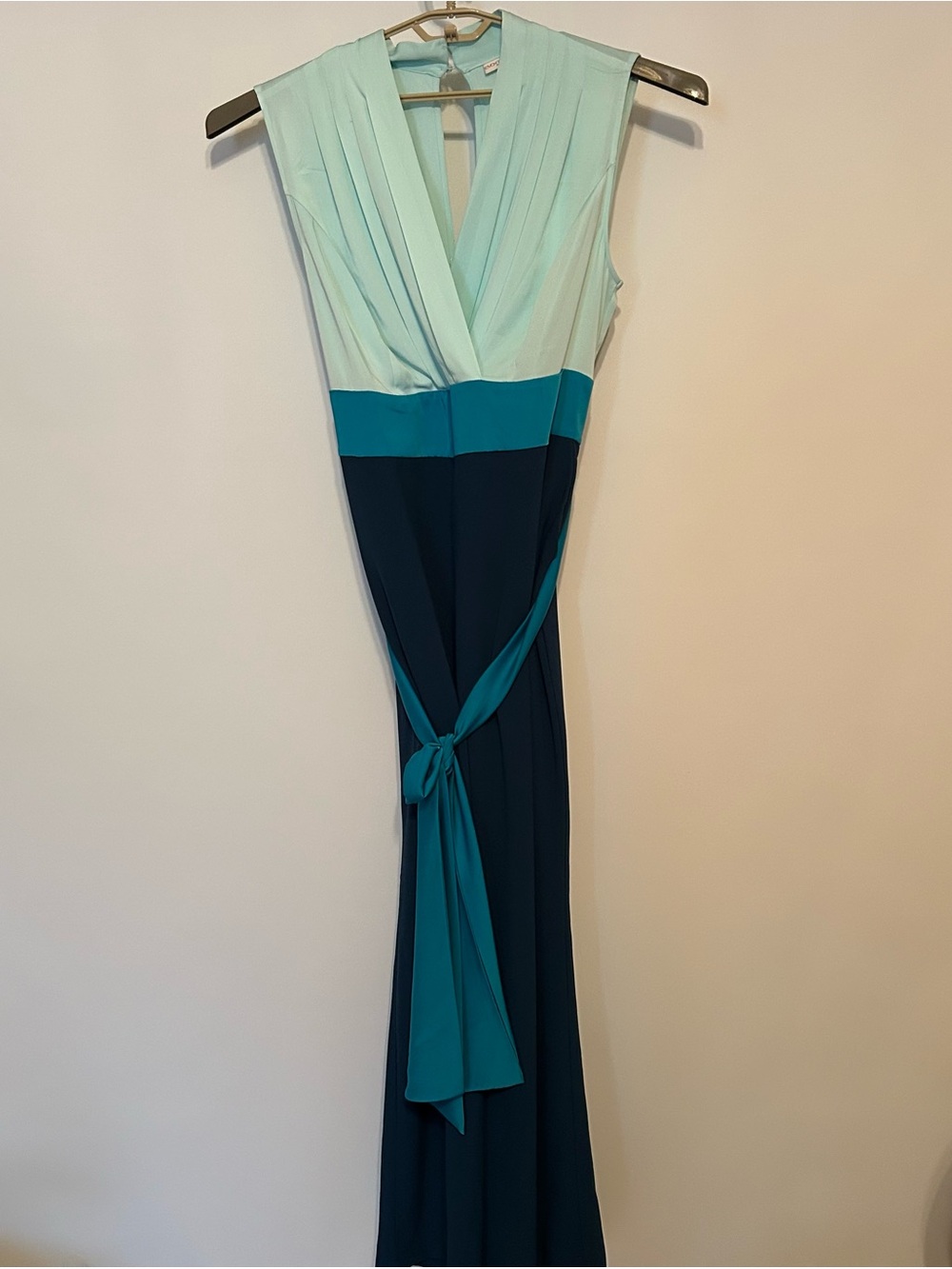 Sleeveless Colorblock Maxi Dress in Mint, Teal & Navy